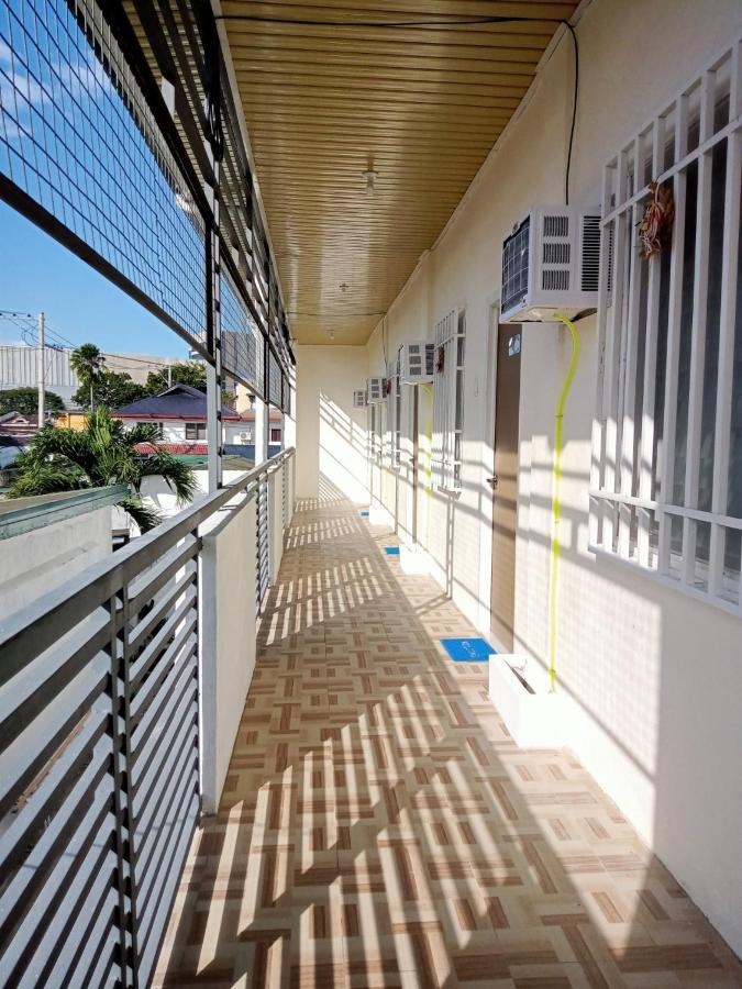 __Aplaridel Inn Suites__ Angeles Exterior photo