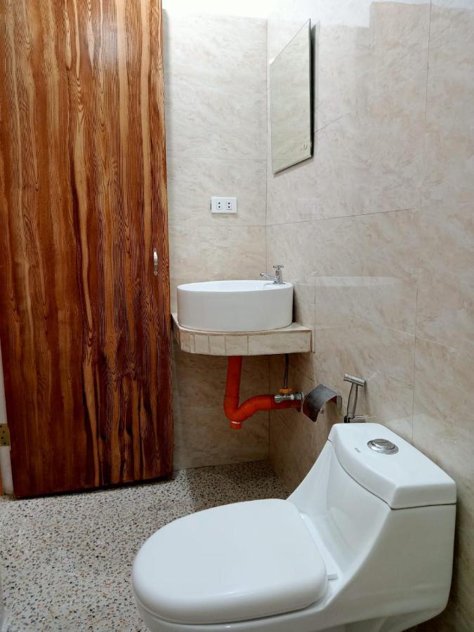 __Aplaridel Inn Suites__ Angeles Exterior photo